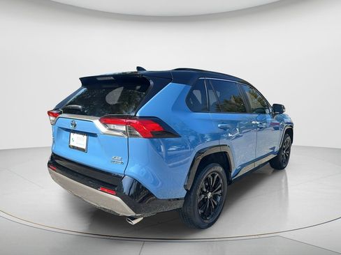 Used 2022 Toyota RAV4 XSE AWD/4WD image 6