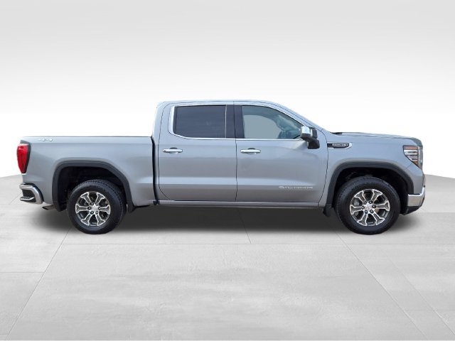 Used 2025 GMC Sierra 1500 SLT AWD/4WD image 13
