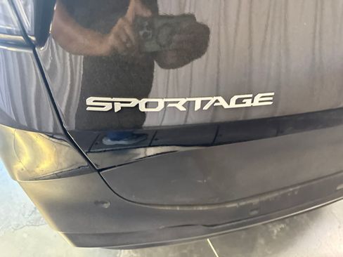 Used 2026 Kia Sportage LX FWD image 13