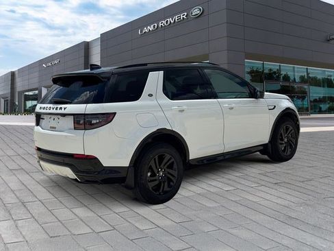 Used 2025 Land Rover Discovery Sport Dynamic SE image 5