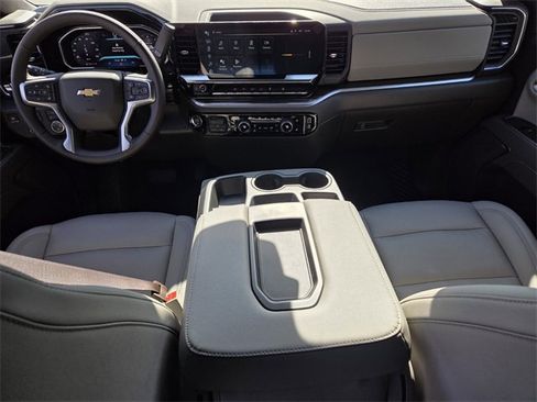 New 2026 Chevrolet Silverado 1500 LT w/ Z71 Off-Road Package image 19