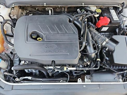 Used 2016 Ford Fusion SE w/ Equipment Group 202A FWD image 22