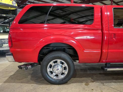 Used 2013 Ford F250 Lariat w/ Chrome Pkg AWD/4WD image 9