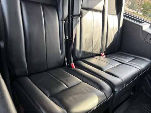 Used 2017 Ford Expedition EL Platinum image 30