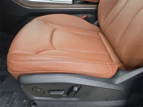 Used 2025 Audi Q7 3.0T Premium w/ Convenience Package image 33