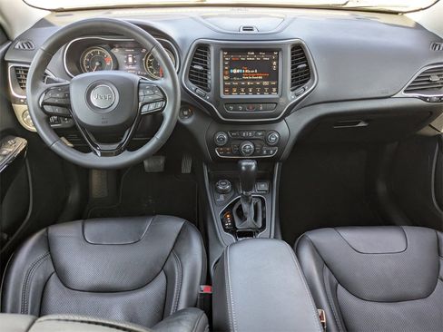 Used 2023 Jeep Cherokee Altitude Lux image 12