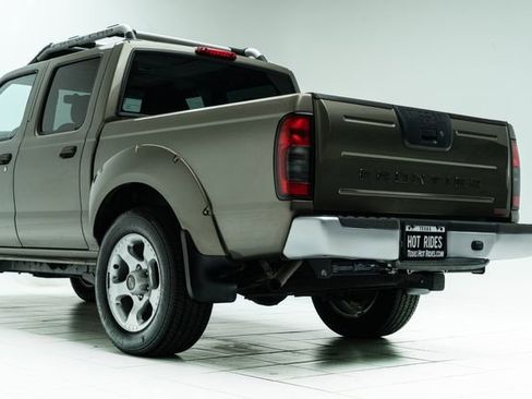 Used 2001 Nissan Frontier S/C image 20