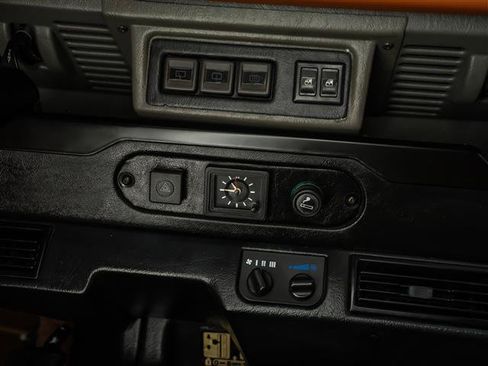 Used 1997 Land Rover Defender 90 AWD/4WD image 31