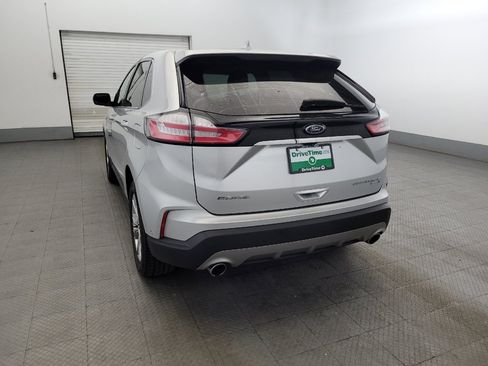 Used 2019 Ford Edge Titanium w/ Equipment Group 301A AWD/4WD image 6