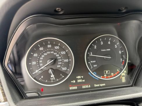 Used 2018 BMW X1 xDrive28i AWD/4WD image 2