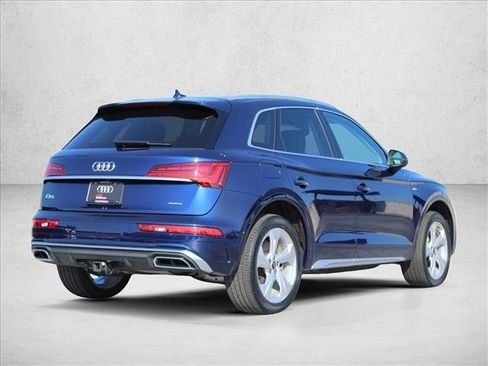Used 2023 Audi Q5 2.0T Premium Plus w/ Premium Plus Package AWD/4WD image 7