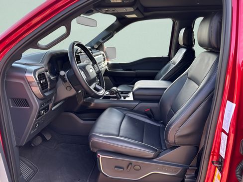 Used 2024 Ford F150 Lariat AWD/4WD image 4