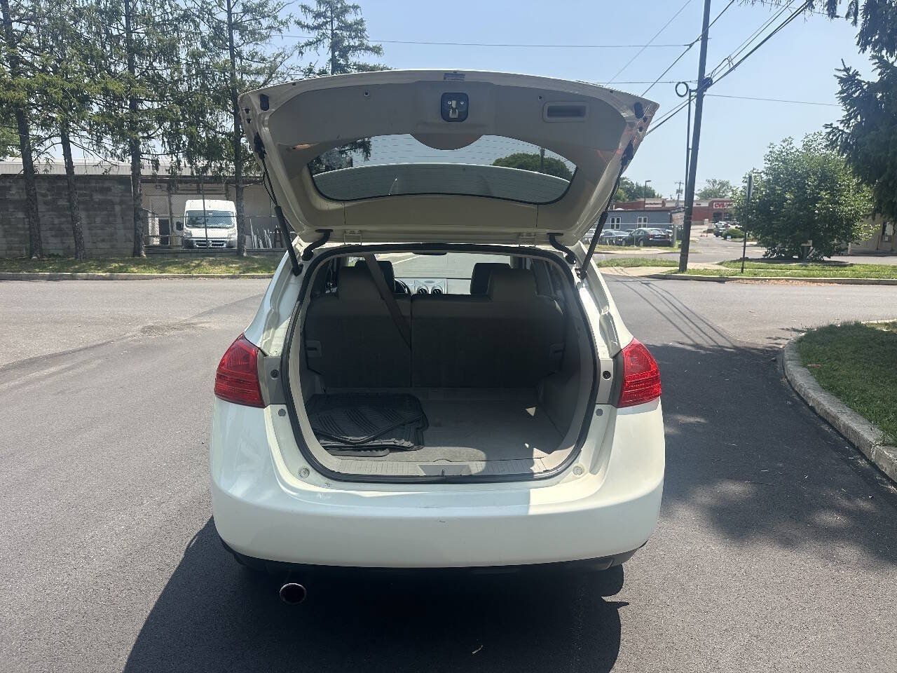 Used 2008 Nissan Rogue SL w/ Premium Pkg AWD/4WD image 7