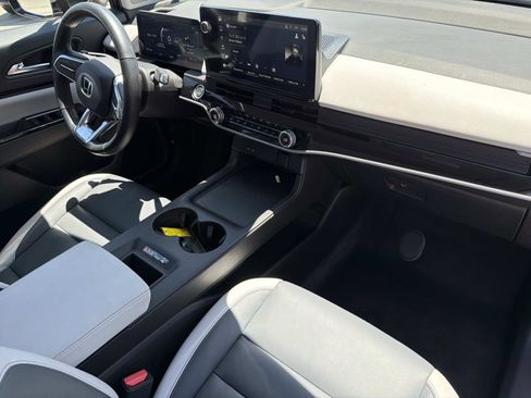 Used 2025 Honda Prologue Touring image 28
