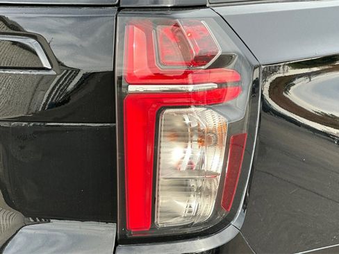 Used 2024 Chevrolet Tahoe Z71 image 30