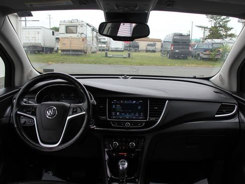 Used 2019 Buick Encore Essence AWD/4WD image 24