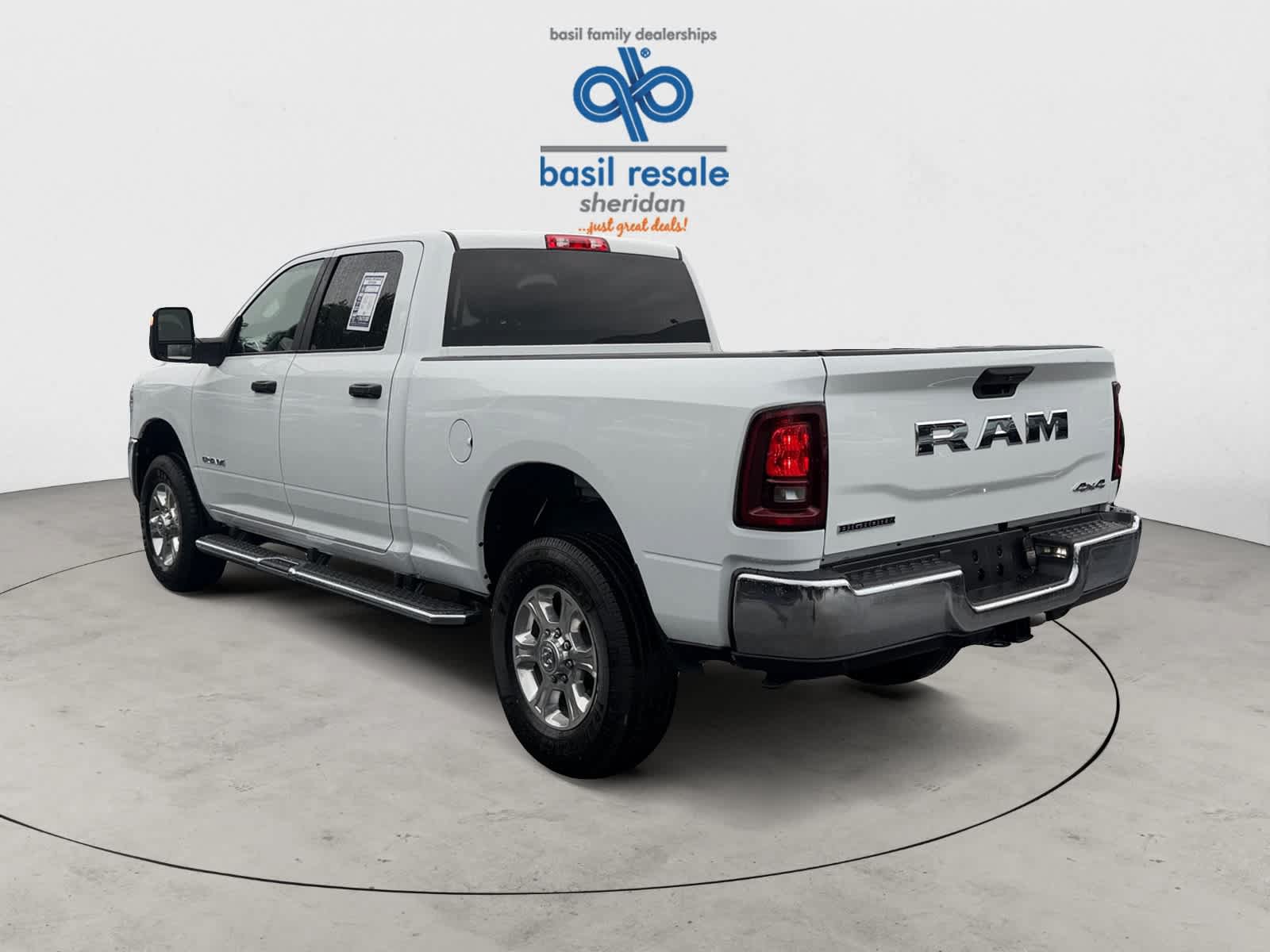 Used 2026 RAM 2500 Big Horn AWD/4WD image 4