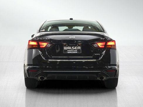 Used 2023 Nissan Altima 2.5 SV w/ SV Premium Package AWD/4WD image 4