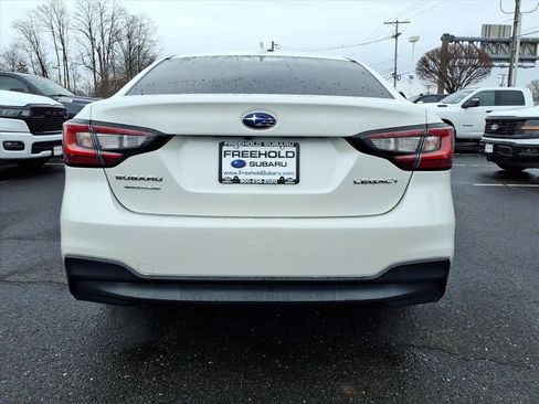 Used 2021 Subaru Legacy Premium image 19