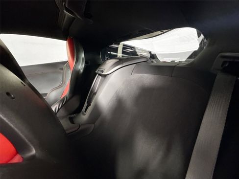 Used 2021 Chevrolet Corvette 2LT w/ Z51 Performance Package image 32