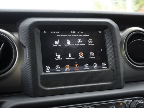 Used 2019 Jeep Wrangler Unlimited Sport S AWD/4WD image 22