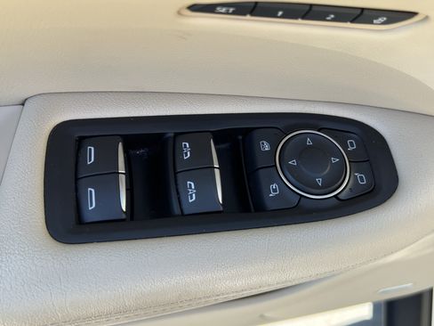 Used 2019 Cadillac XT5 Luxury AWD/4WD image 15