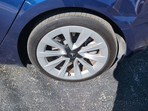 Used 2023 Tesla Model 3 Standard Range image 7