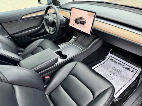 Used 2022 Tesla Model 3 RWD image 16
