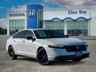 New 2025 Honda Accord SE