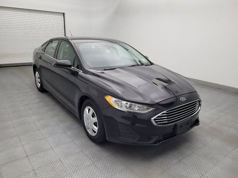 Used 2019 Ford Fusion S FWD image 13