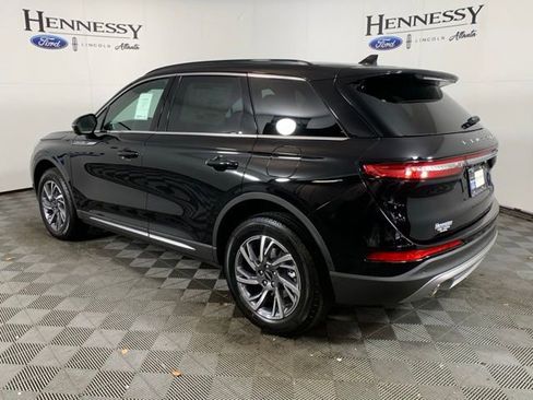 Used 2026 Lincoln Corsair Premiere FWD image 4
