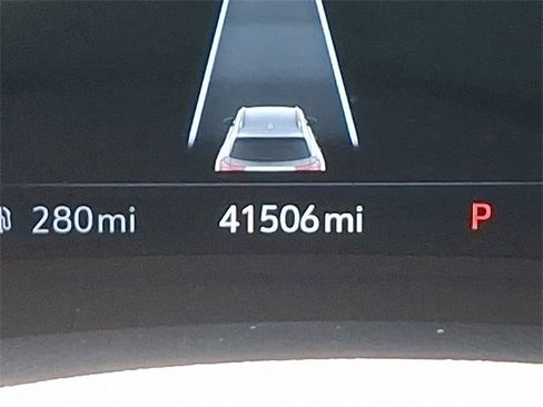 Used 2021 Buick Envision Essence w/ Sport Touring Package image 19