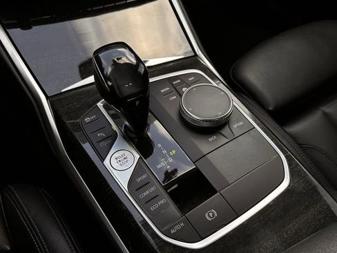 Used 2021 BMW 330i Sedan w/ M Sport Package image 21