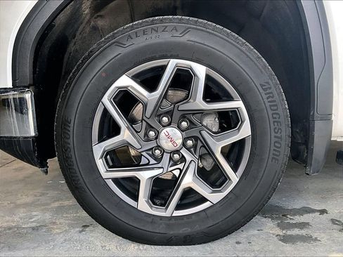 Used 2024 GMC Sierra 1500 SLT w/ SLT Premium Plus Package image 7