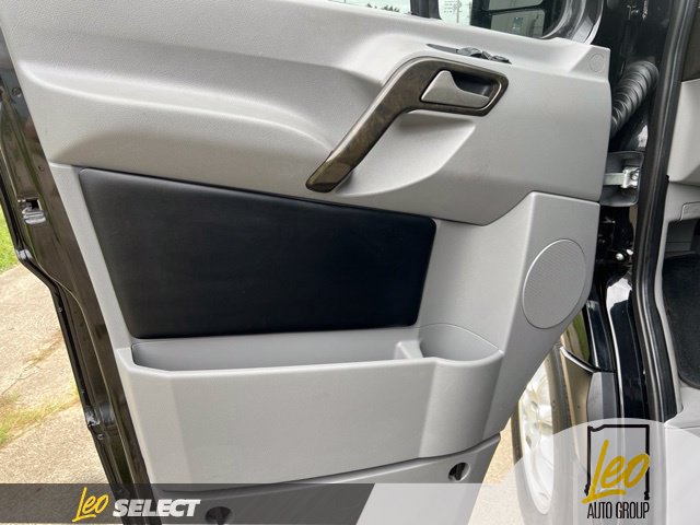 Used 2017 Mercedes-Benz Sprinter 2500 image 37