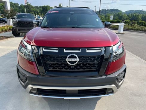 Used 2024 Nissan Pathfinder Rock Creek AWD/4WD image 34