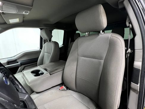Used 2018 Ford F150 XLT w/ Equipment Group 302A Luxury AWD/4WD image 13