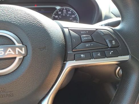 Used 2024 Nissan Sentra SV FWD image 19