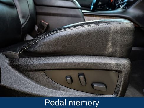 Used 2020 Chevrolet Tahoe LT image 16