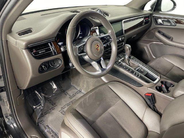Used 2021 Porsche Macan AWD/4WD image 3
