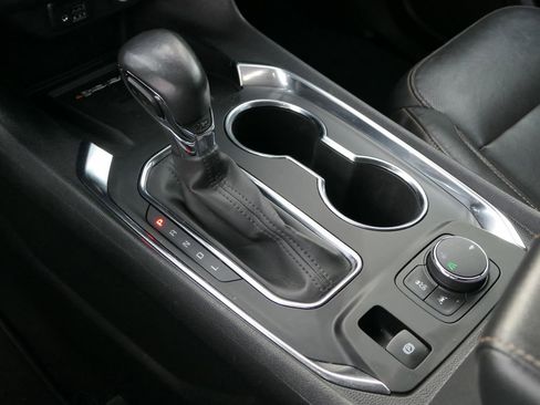 Used 2021 Chevrolet Traverse Premier w/ Redline Edition image 23