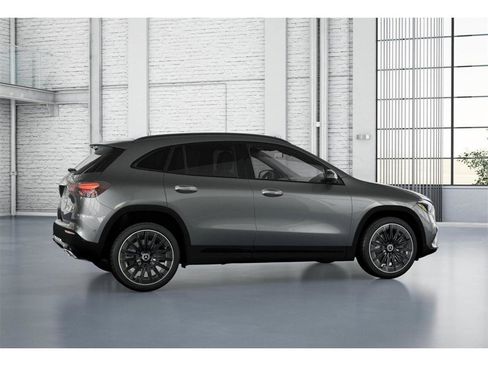 New 2026 Mercedes-Benz GLA 250 4MATIC image 18