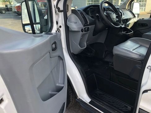 Used 2016 Ford Transit 150 XL image 10