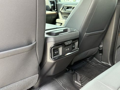 Used 2023 GMC Sierra 1500 AT4 w/ Technology Package AWD/4WD image 26
