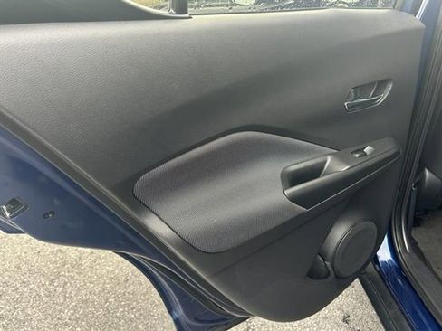 Used 2020 Nissan Kicks SV image 22