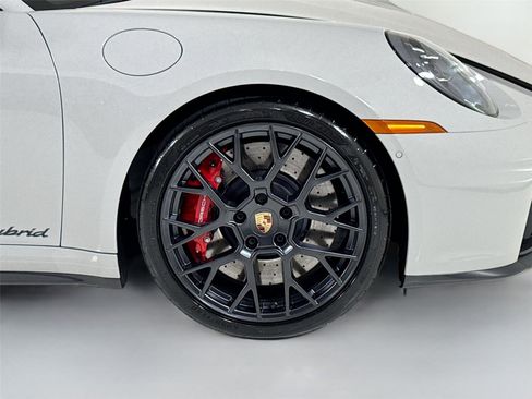 Used 2026 Porsche 911 Targa 4 GTS image 38