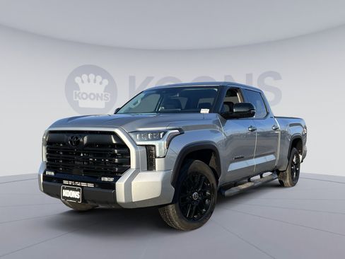 Used 2024 Toyota Tundra Limited image 1