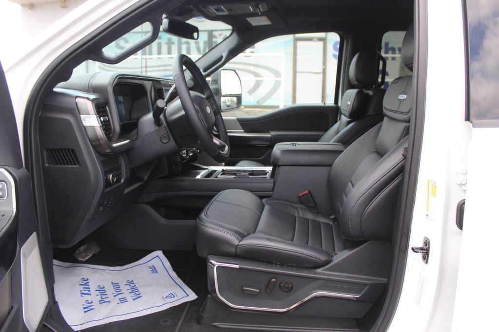 New 2026 Ford F350 Platinum w/ Tremor Off-Road Package AWD/4WD image 29