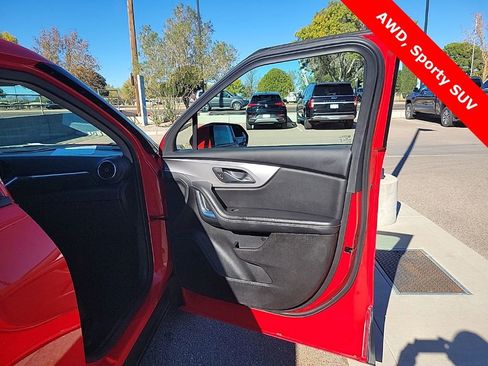 Used 2023 Chevrolet Blazer LT AWD/4WD image 17