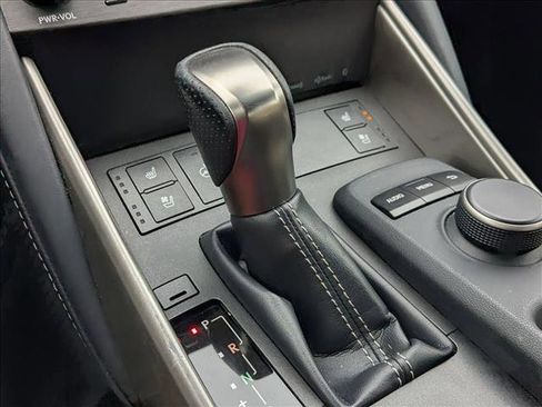 Used 2019 Lexus IS 300 F Sport w/ F Sport Package image 12